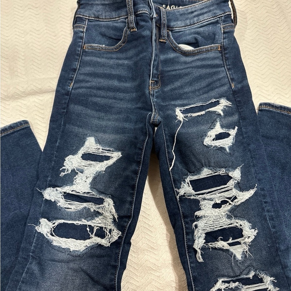 American Eagle Outfitters Ripped Dark Blue Skinny Jeans 00 short